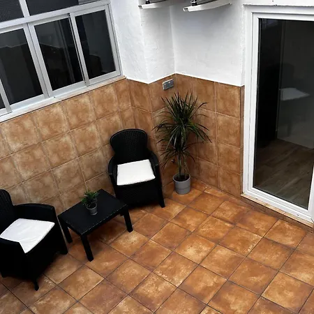 Amplia Casa Entera Con Patio Y Terraza Para Familia Y Grupo De Amigos Málaga Buitenkant foto