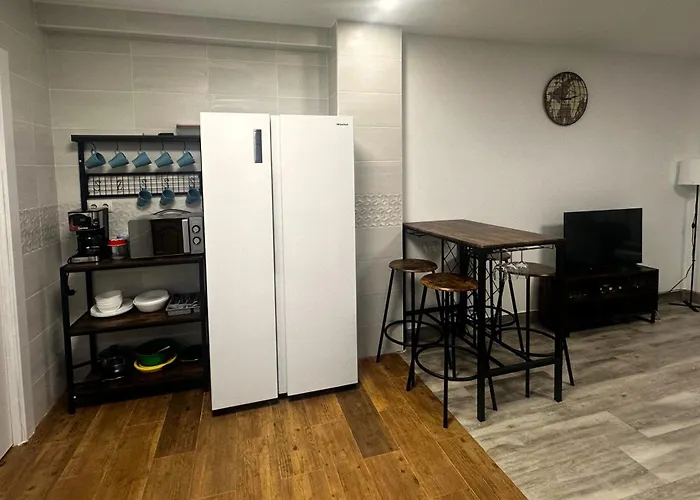 Amplia Casa Entera Con Patio Y Terraza Para Familia Y Grupo De Amigos